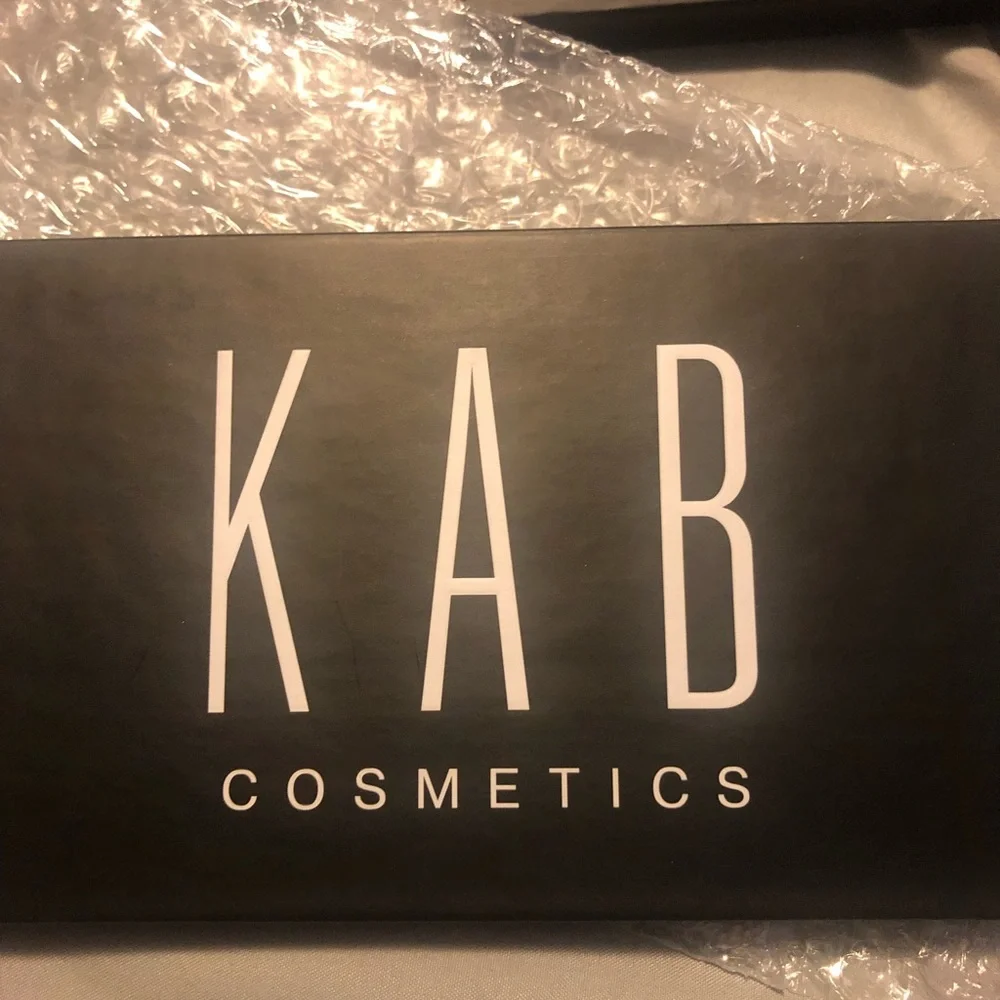 NEW KAB Day Night palette